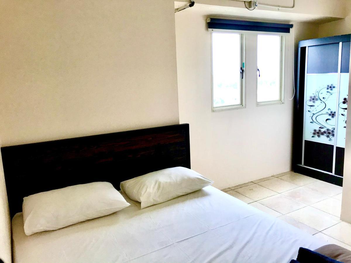 Queen Victoria Apartment Batam Kamer foto