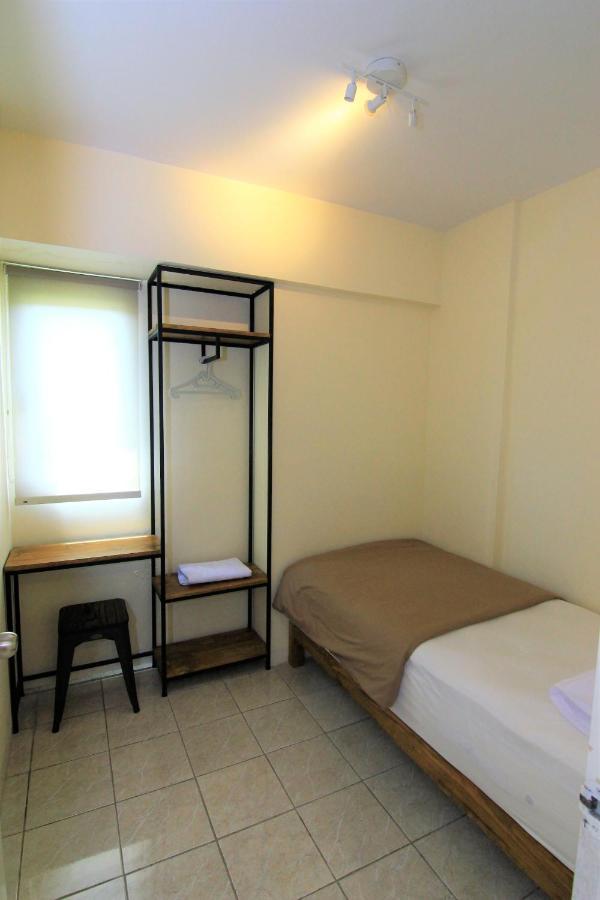 Queen Victoria Apartment Batam Buitenkant foto